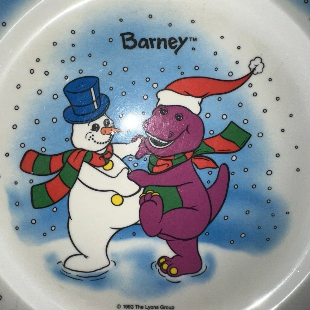 Barney Dinosaur Plate and Bowl 1993 Snowman‎ Snow Winter Loves to Play Vintage